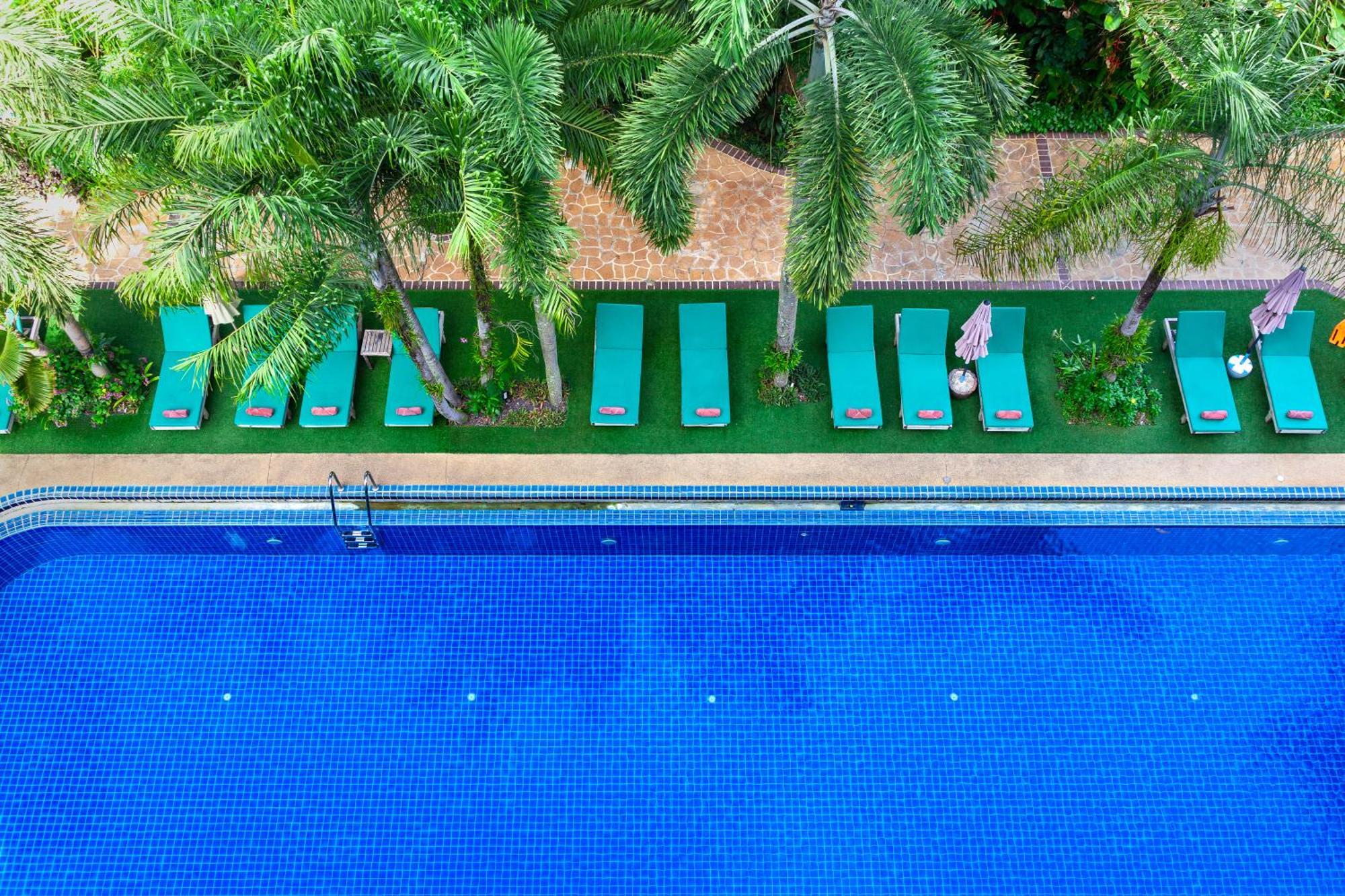 Thanthip Beach Resort - SHA Plus Patong Exterior foto